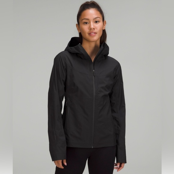 Lululemon break a trail jacket - Picture 1 of 10